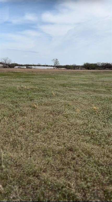 2.863 Acres of Land for Sale in Coyle, Oklahoma