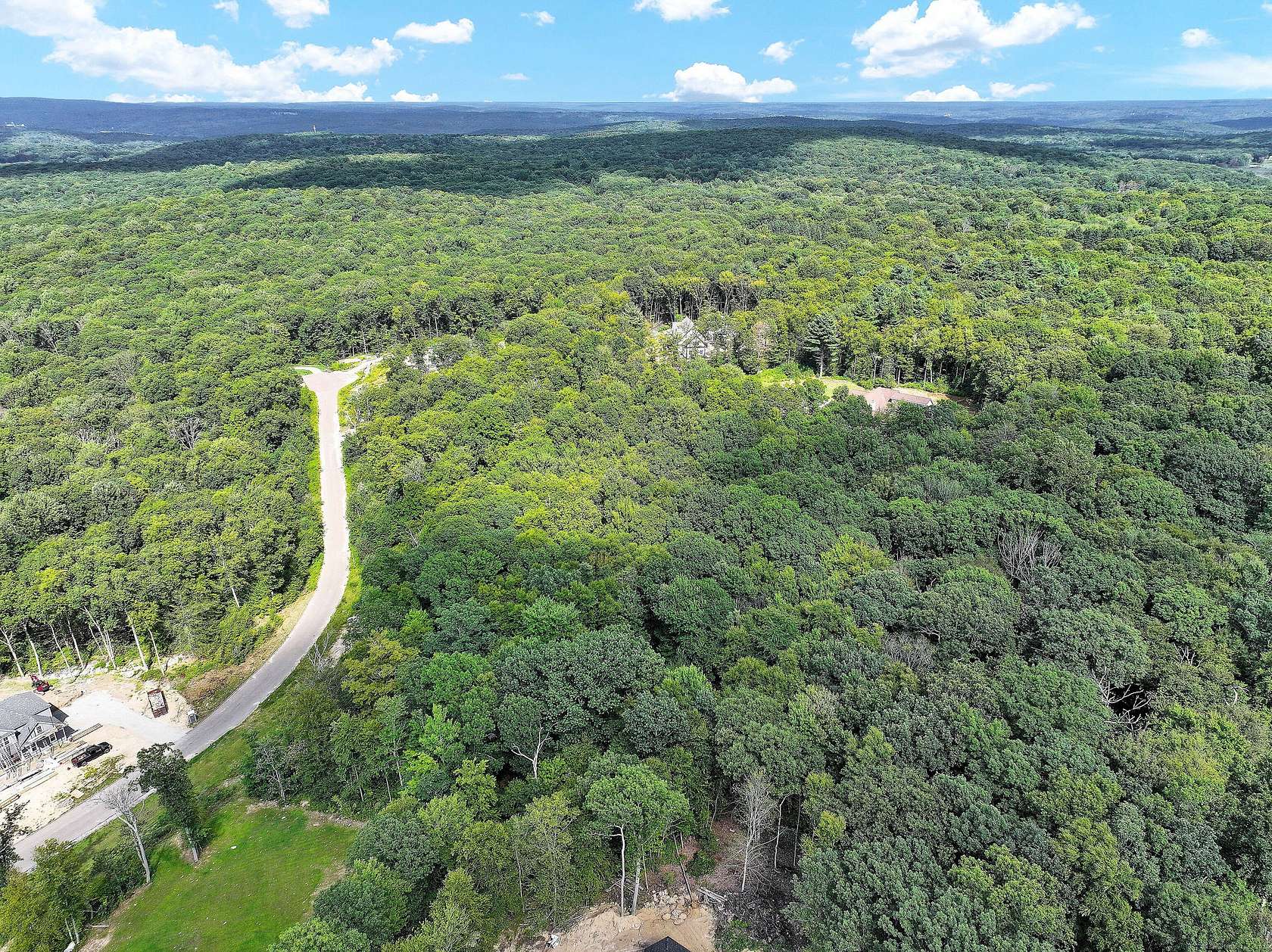 2.31 Acres of Residential Land for Sale in Haddam, Connecticut