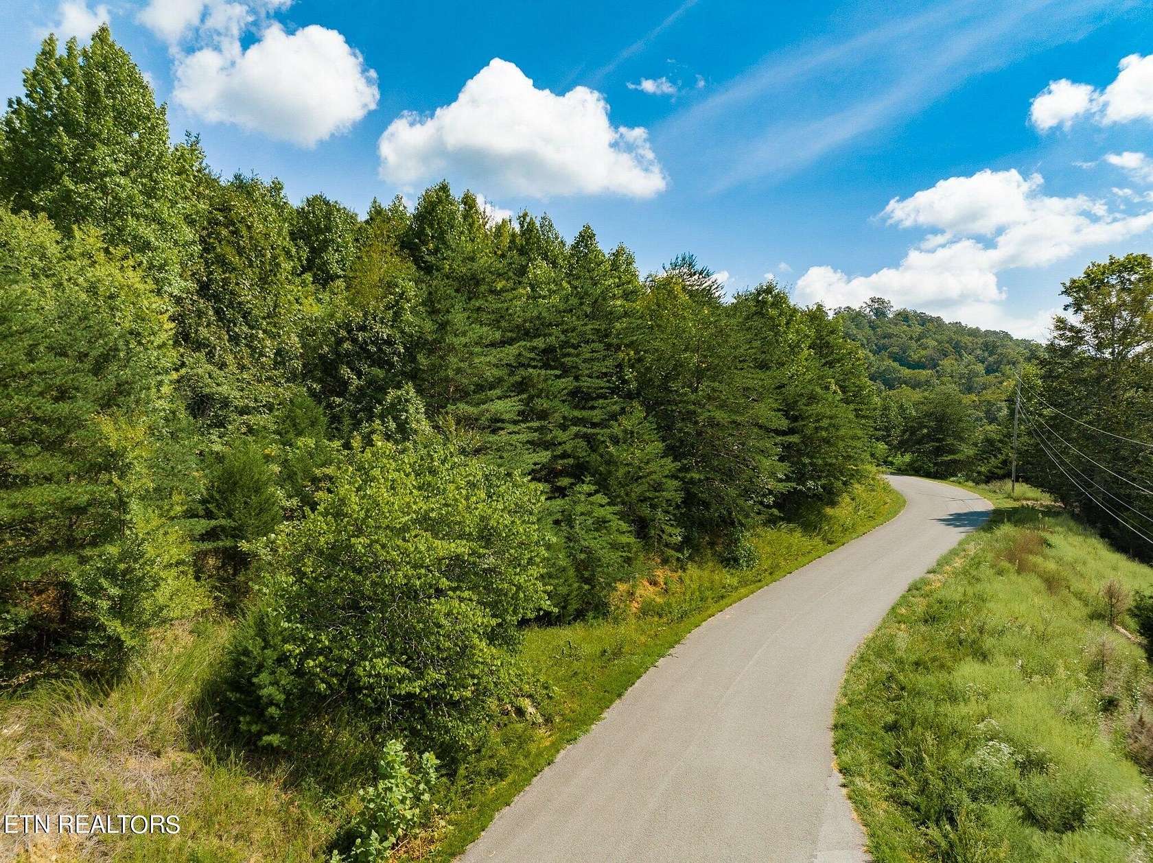 1.72 Acres of Residential Land for Sale in New Tazewell, Tennessee