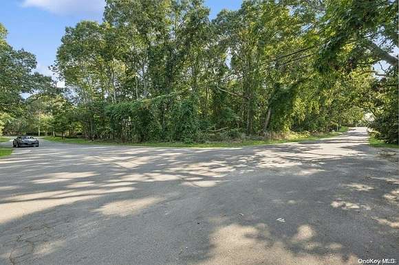 0.5 Acres of Residential Land for Sale in Sag Harbor, New York