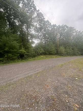 6.82 Acres of Residential Land for Sale in Lackawaxen, Pennsylvania