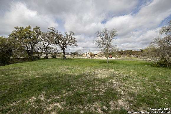 1.02 Acres of Residential Land for Sale in Canyon Lake, Texas