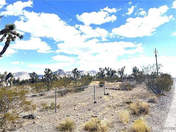 2 Acres of Residential Land for Sale in Dolan Springs, Arizona