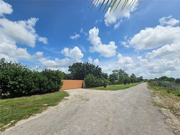 5.16 Acres of Improved Mixed-Use Land for Sale in Miami, Florida