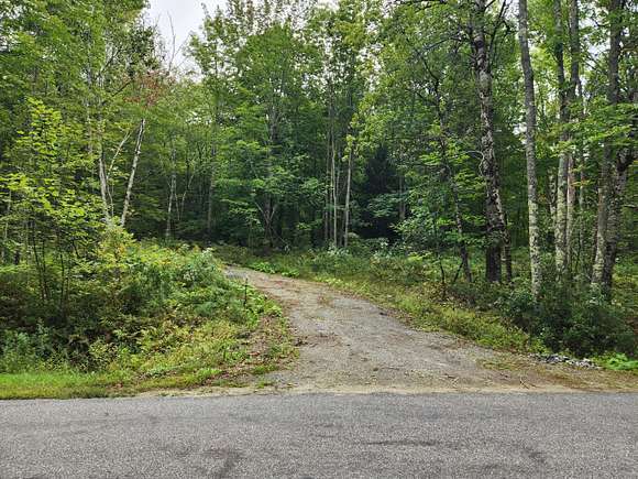 2.77 Acres of Residential Land for Sale in Union, Maine