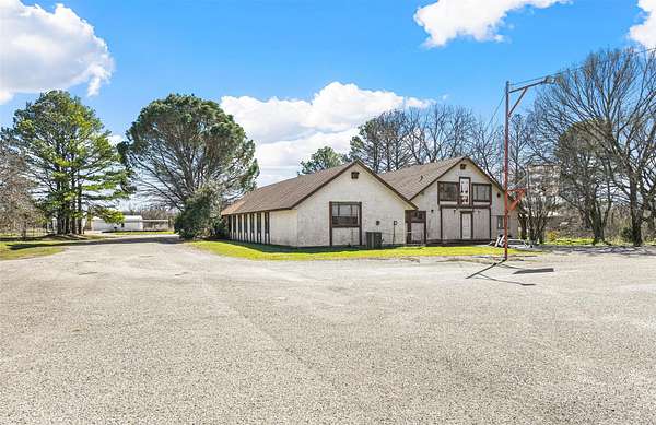 7.3 Acres of Mixed-Use Land for Sale in Cleburne, Texas
