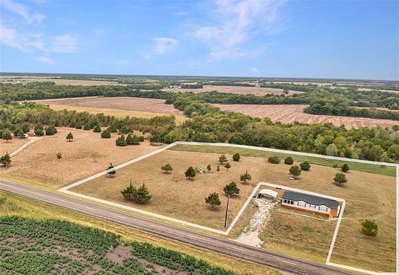 4 Acres of Residential Land for Sale in Pecan Gap, Texas