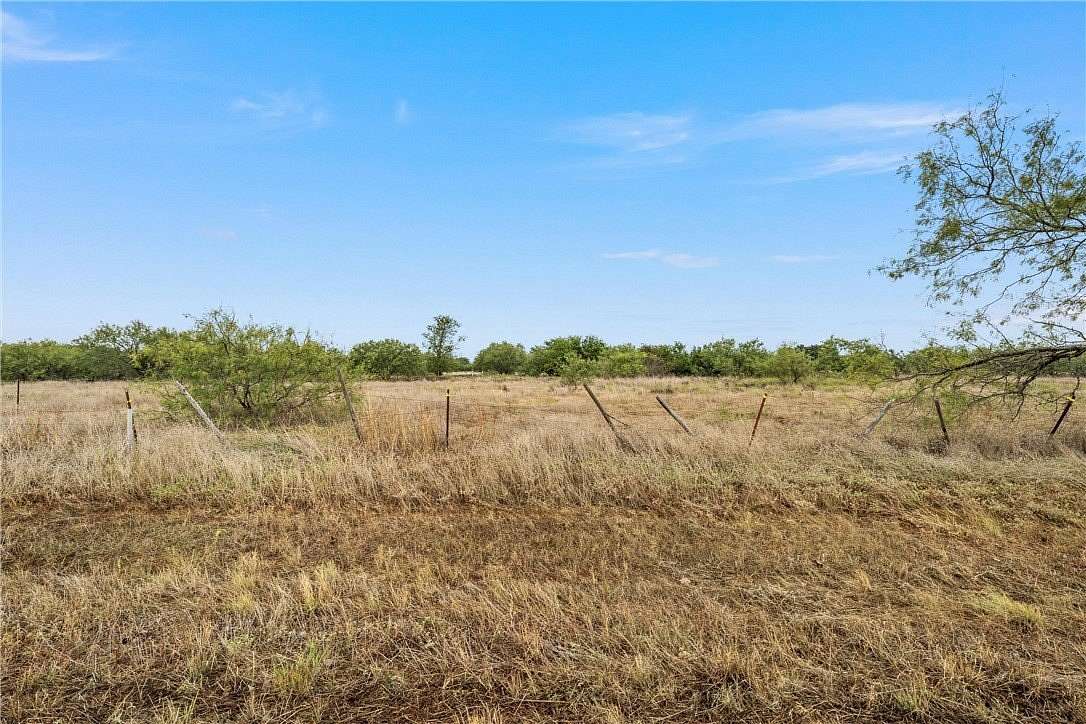 10 Acres of Residential Land for Sale in China Springs, Texas