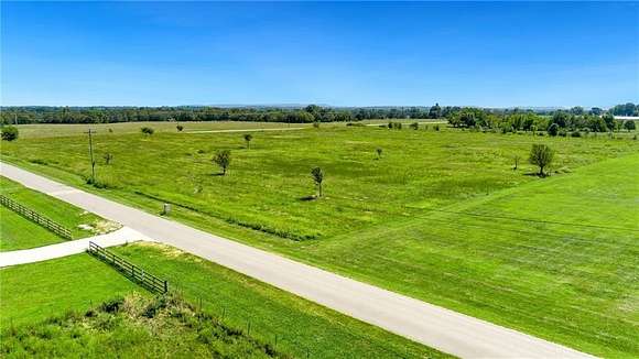 5 Acres of Residential Land for Sale in Springdale, Arkansas