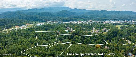 11.88 Acres of Land for Sale in Pigeon Forge, Tennessee