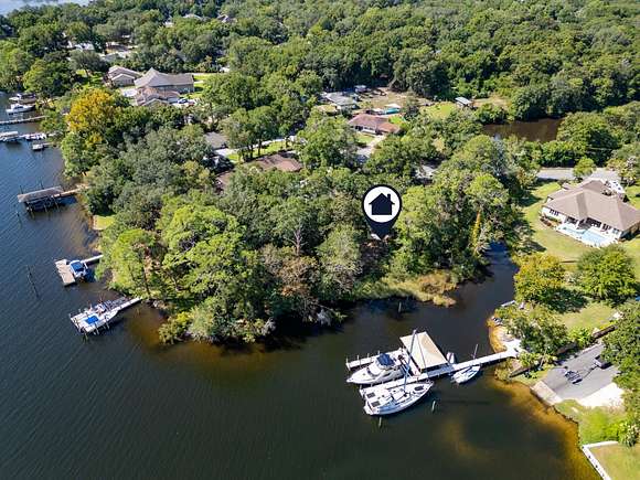 0.74 Acres of Residential Land for Sale in Niceville, Florida