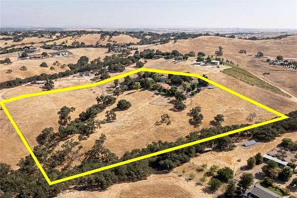 13 Acres of Land with Home for Sale in Templeton, California