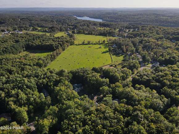 0.37 Acres of Residential Land for Sale in Lake Ariel, Pennsylvania