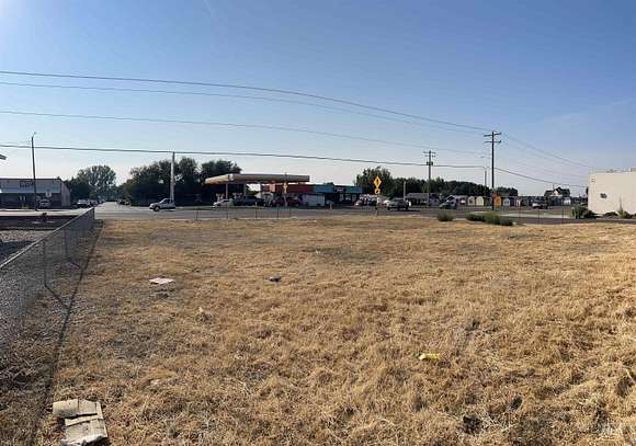 0.19 Acres of Commercial Land for Sale in Fruitland, Idaho