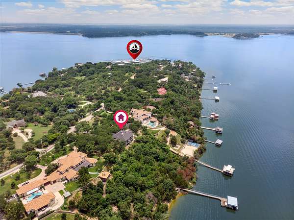 2.8 Acres of Land with Home for Sale in Fort Worth, Texas