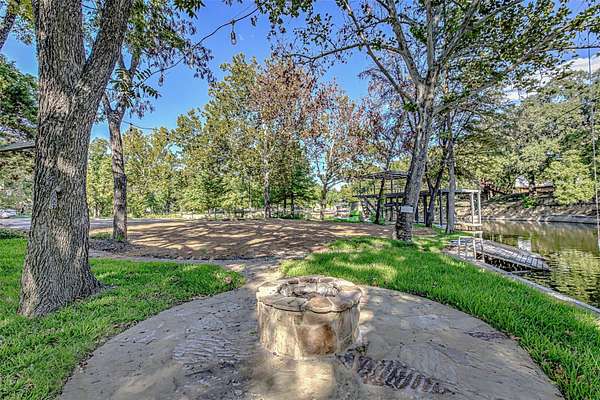 0.2 Acres of Residential Land for Sale in Kingsland, Texas