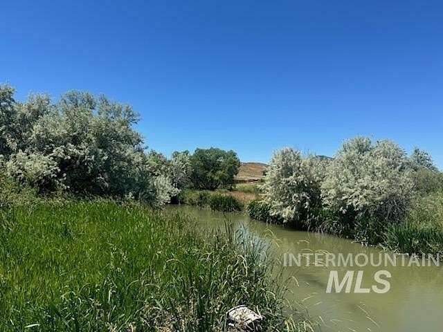 2.628 Acres of Residential Land for Sale in Buhl, Idaho