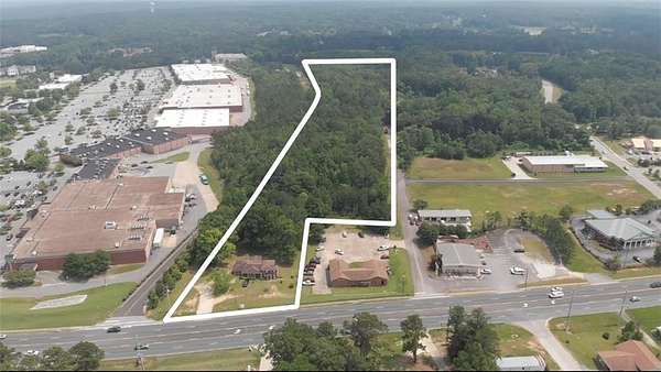 17.7 Acres of Improved Commercial Land for Sale in Opelika, Alabama
