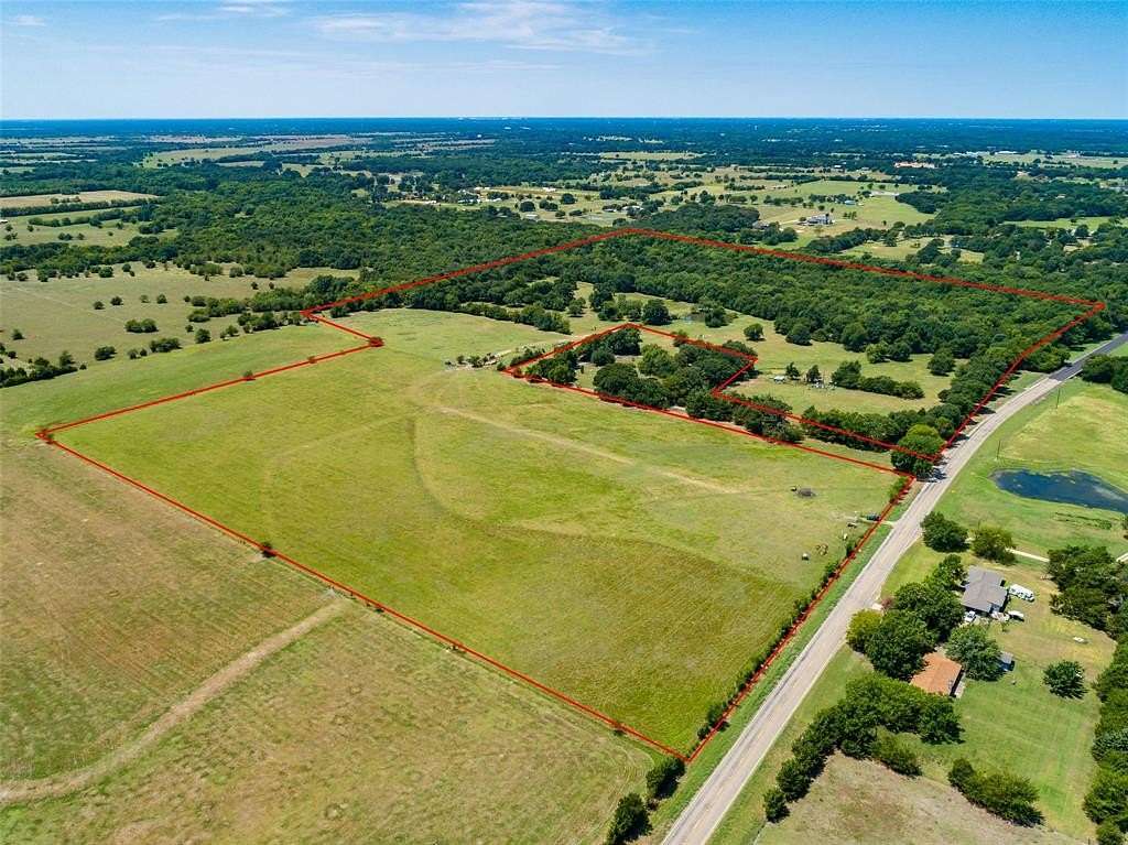 72.948 Acres of Recreational Land & Farm for Sale in Campbell, Texas