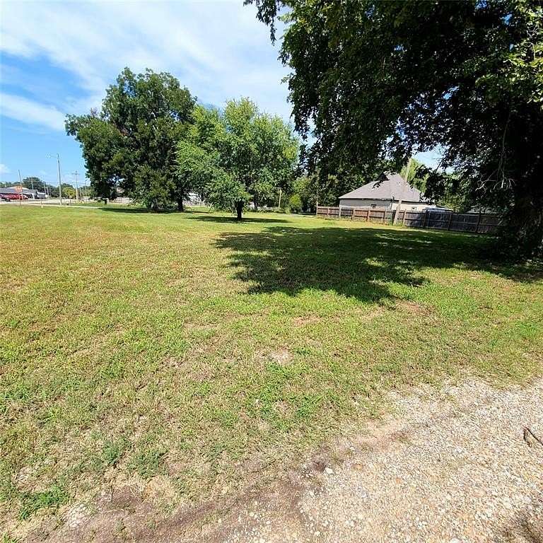 0.32 Acres of Residential Land for Sale in Lexington, Oklahoma