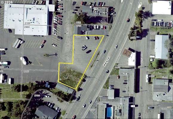 0.53 Acres of Commercial Land for Sale in Florence, Oregon