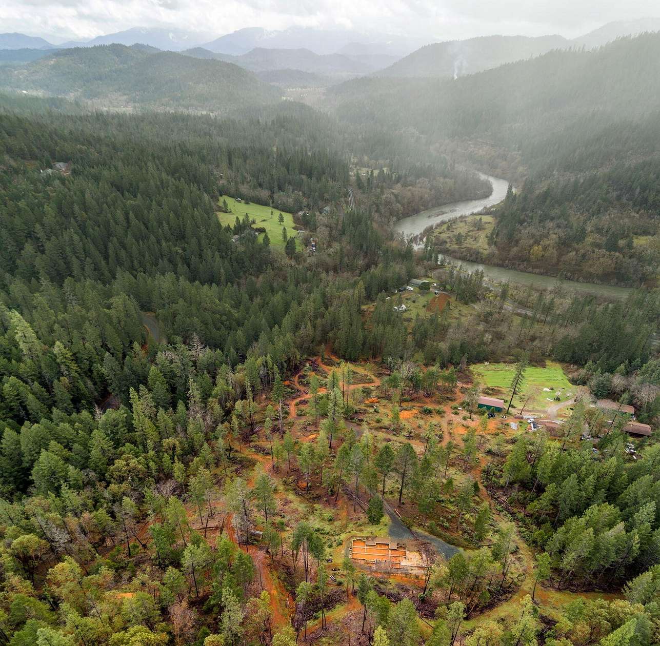 10 Acres of Recreational Land for Sale in Merlin, Oregon