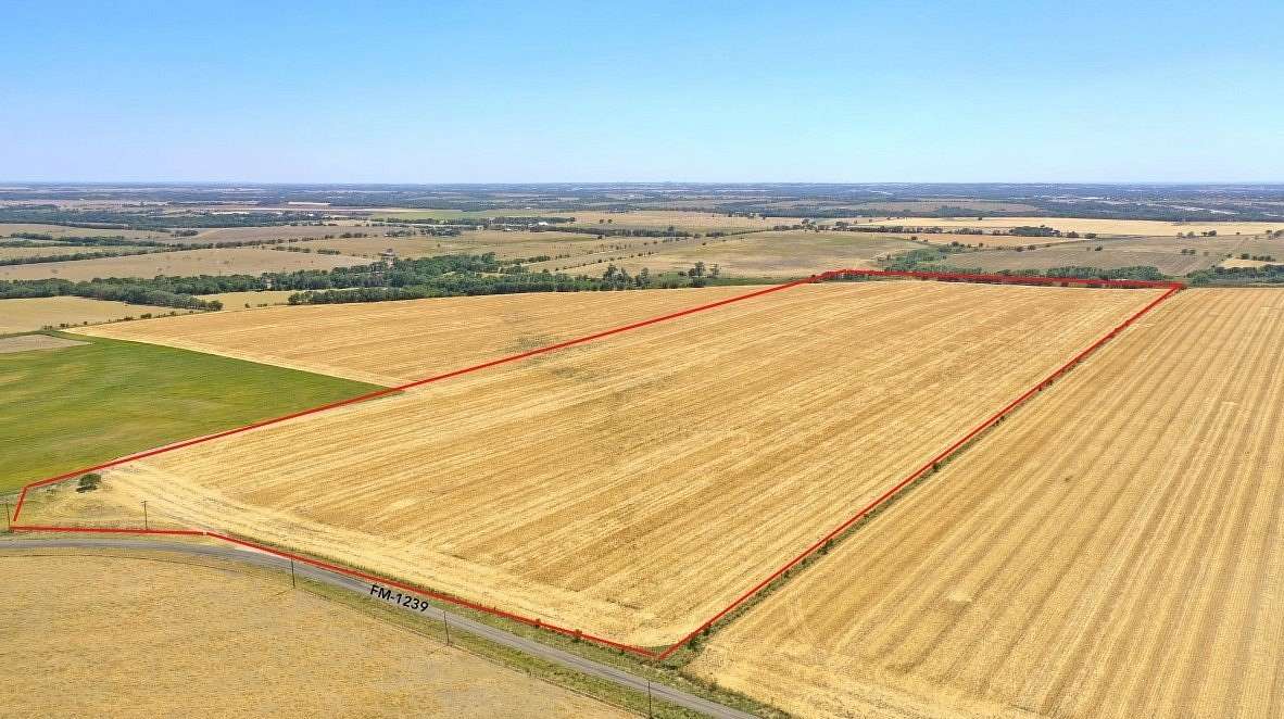 116 Acres of Agricultural Land for Sale in Eddy, Texas