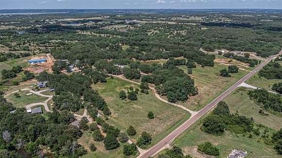 5 Acres of Residential Land for Sale in Ardmore, Oklahoma