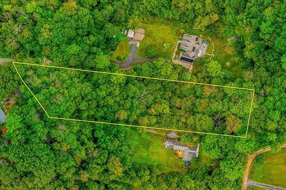 2.14 Acres of Residential Land for Sale in Sturbridge, Massachusetts