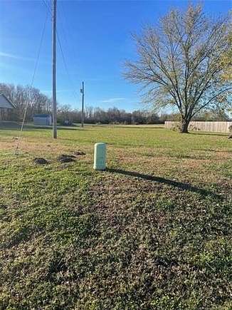 0.5 Acres of Land for Sale in Tahlequah, Oklahoma