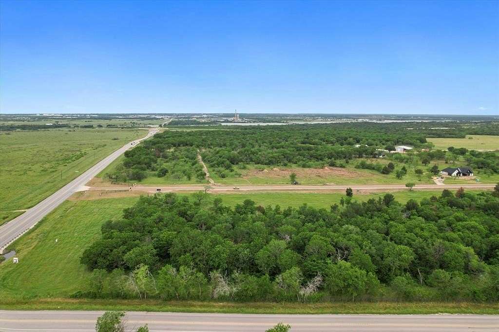 2.54 Acres of Residential Land for Sale in Corsicana, Texas