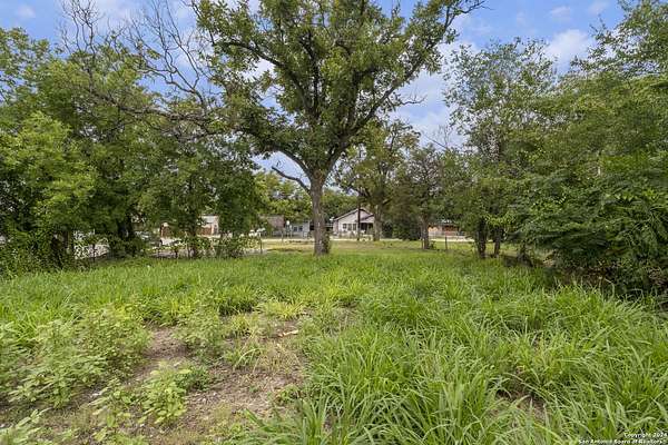 0.07 Acres of Mixed-Use Land for Sale in San Antonio, Texas