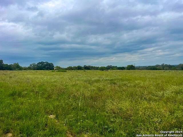 2.274 Acres of Residential Land for Sale in Poteet, Texas