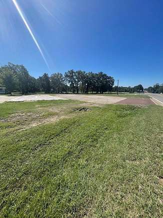 0.39 Acres of Commercial Land for Sale in Broaddus, Texas