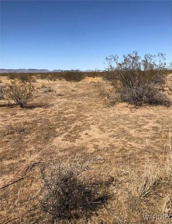 2.5 Acres of Residential Land for Sale in Golden Valley, Arizona