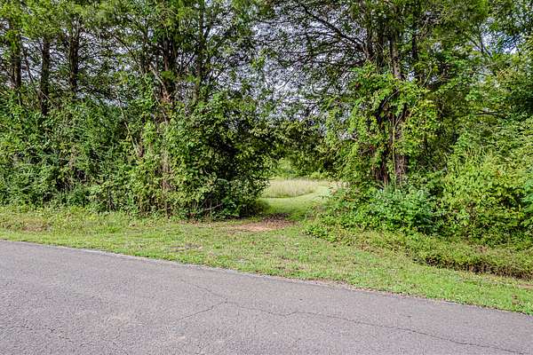 9.4 Acres of Land for Sale in Englewood, Tennessee