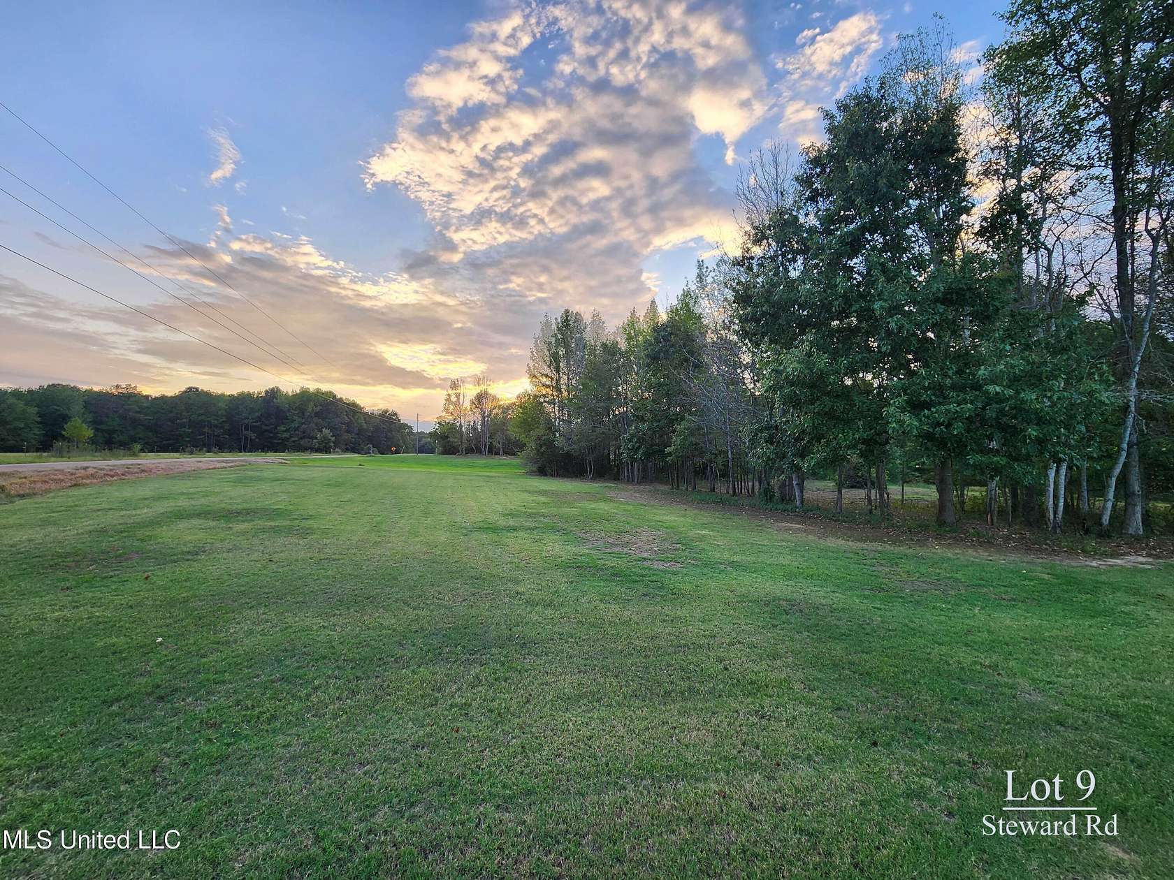 4.08 Acres of Residential Land for Sale in Senatobia, Mississippi