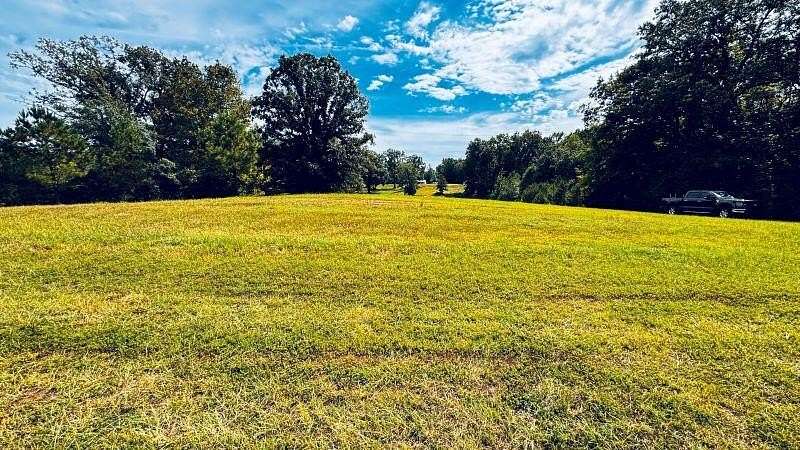 19.19 Acres of Land for Sale in Pontotoc, Mississippi