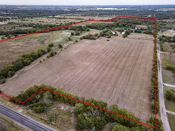 98.02 Acres of Land with Home for Sale in Caddo Mills, Texas