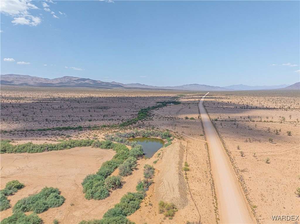 615.66 Acres of Land for Sale in Meadview, Arizona