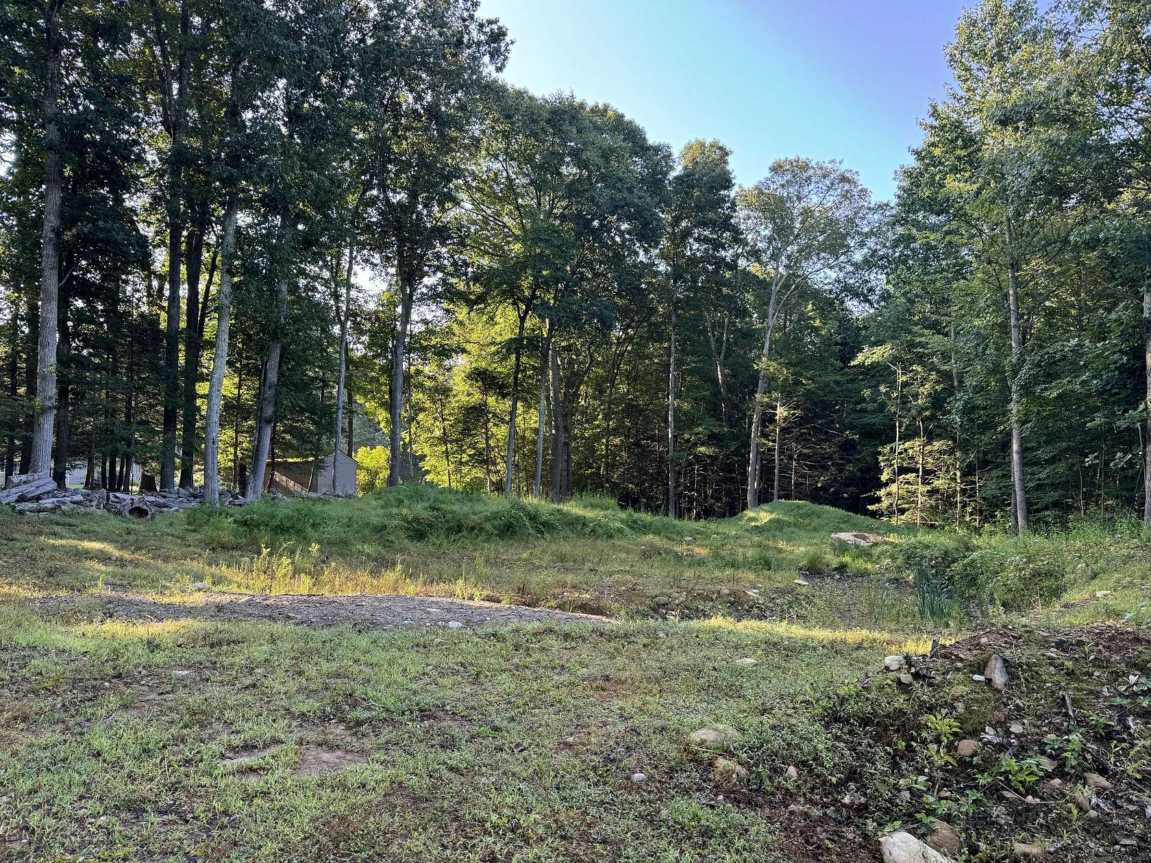 4.81 Acres of Residential Land with Home for Sale in Clinton, Connecticut