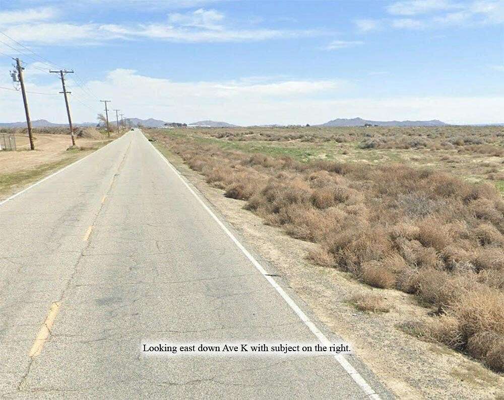 14.66 Acres of Land for Sale in Lancaster, California