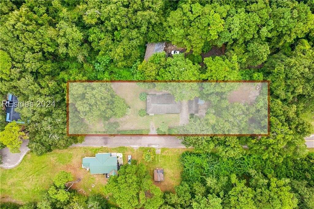 0.928 Acres of Residential Land for Sale in Hilton Head Island, South Carolina