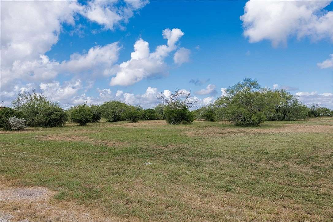 1.9 Acres of Residential Land for Sale in Orange Grove, Texas