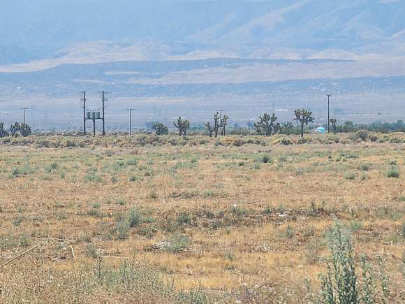 20.248 Acres of Land for Sale in Palmdale, California