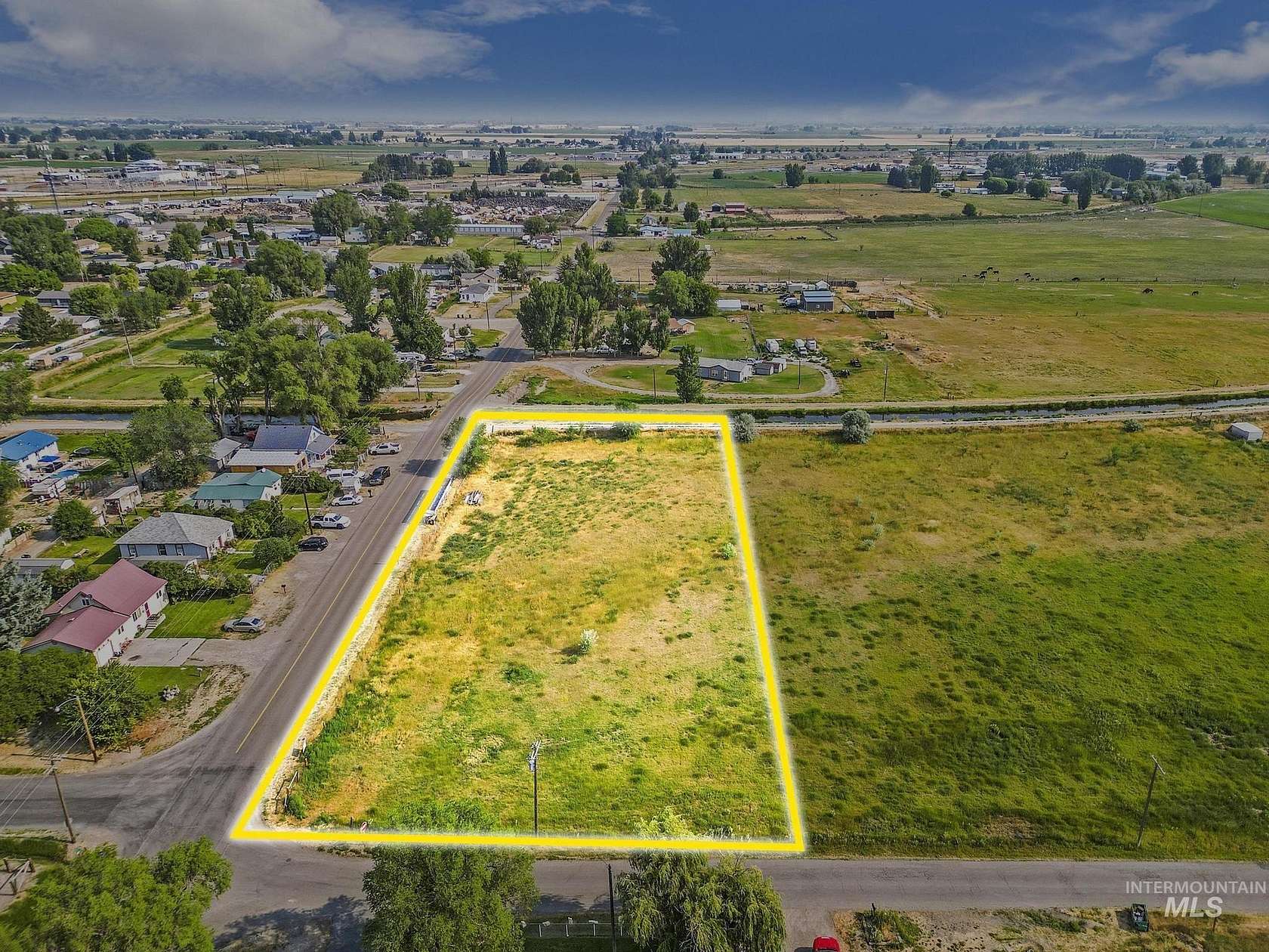 1.58 Acres of Residential Land for Sale in Heyburn, Idaho