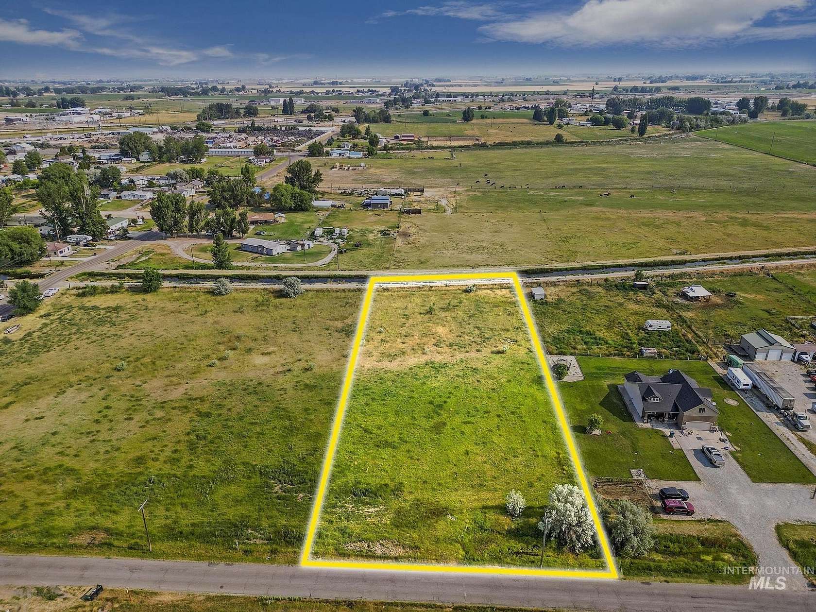 1.67 Acres of Residential Land for Sale in Heyburn, Idaho