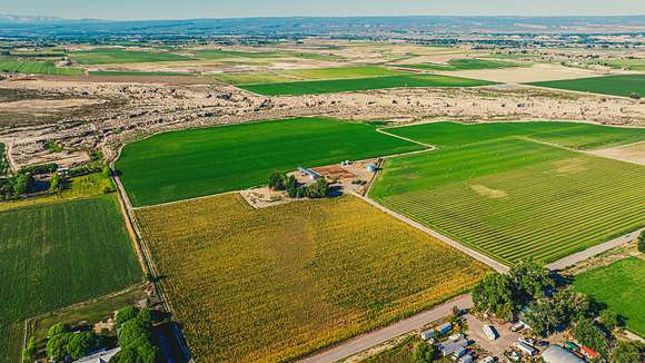 182 Acres of Land with Home for Sale in Montrose, Colorado