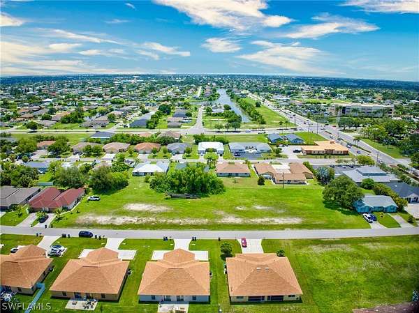 1 Acre of Residential Land for Sale in Cape Coral, Florida