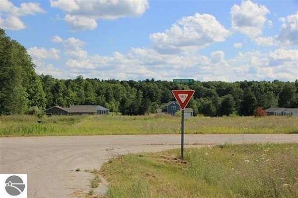 0.75 Acres of Residential Land for Sale in Kingsley, Michigan